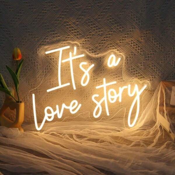 '"È una storia d'amore" Segno al neon bianco caldo a LED, regolabile luminosità, alimentato via USB, in plastica lucida, per matrimoni, camere da letto, fidanzamenti, feste, anniversari, San Valentino - regalo perfetto per coppie, novelli sposi e occasioni romantiche