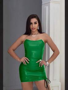 Vestido Curto Murceguinho: Leveza e Estilo em Cada Movimento" natal - Verde - Visão 1