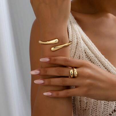 2-Piece Set (1 Bangle & 1 Ring): Stylish Open Asymmetric Double Water Drop Crossing Bangle And Chic Geometric Water Drop Vintage Gold Ring. Delicate, Sweet And Elegant Style With Simple And Retro Design. European And American Style, High-End Feeling. Perfect For Daily Wear, Work, Meetings, Parties, Romantic Dates, Photo Shoots, Business Negotiations Or Any Other Elegant Occasions, Beach, Vacation, Summer Jewelry Set