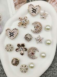 16 件 ABS 树脂金色银色奢华蝴蝶结花朵鞋饰饰品闪亮水钻心形鞋饰可拆卸仿珠鞋配件 DIY 多功能花月亮和星星鞋夹适合女士凉鞋拖鞋沙滩包圣诞节万圣节情人节生日节日派对礼物（不含鞋子） - 多色16PCS StyleNo.244 - 查看 7