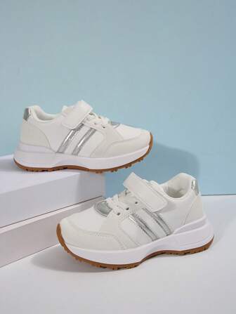 1 Paar Kinderschuhe mit neuer, modischer, bequemer, weicher und langanhaltend PU Klettverschluss-Konstruktion, rutschfeste, wasserdichte, vielseitige Jungen-Freizeitschuhe, geeignet für alle Jahreszeiten