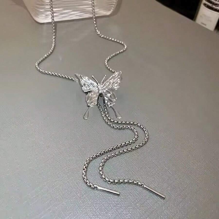 时尚的黑色蝴蝶抽绳长项链适合女孩日常佩戴。 - 銀色蝴蝶 - 查看 1
