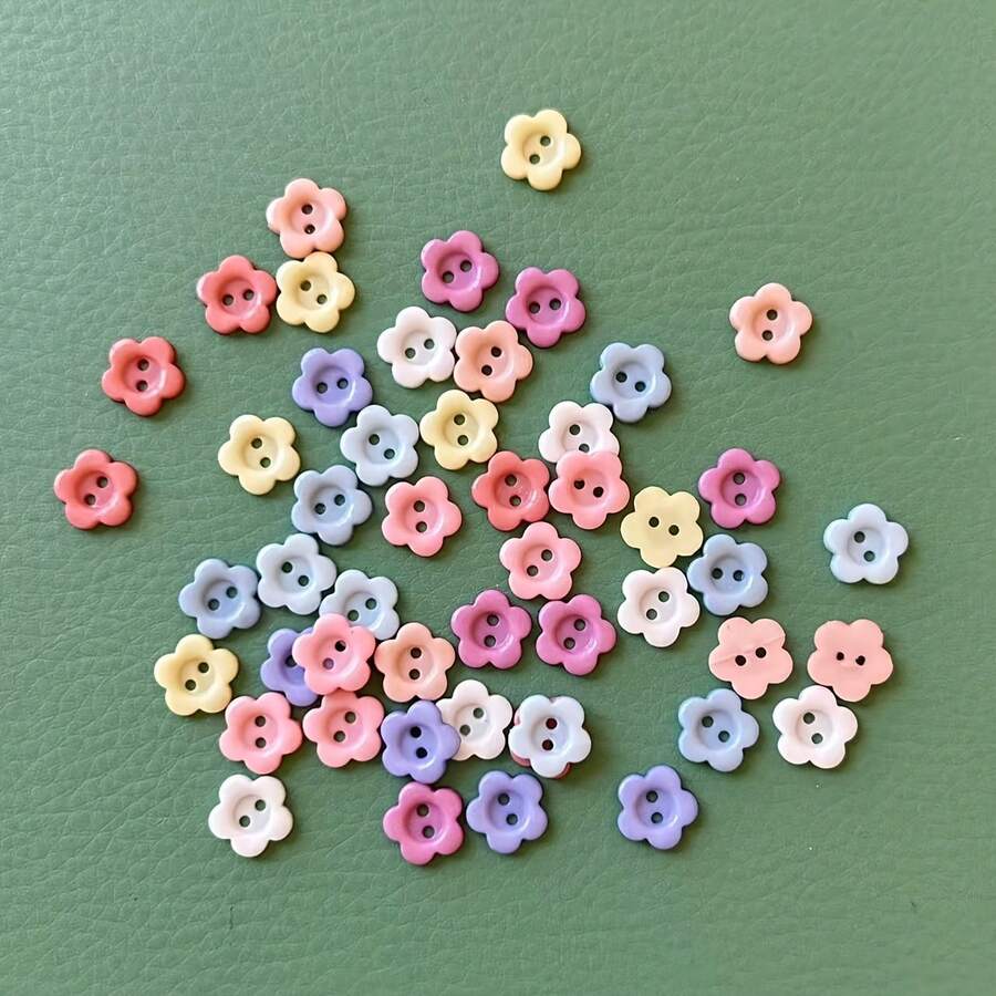 50 件 10 毫米/0.39 英寸小塑料花形双孔纽扣,适用于娃娃衣服的迷你纽扣,手工用品,服装配件,缝纫用品 - 彩色 - 查看 1