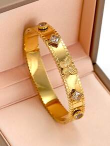 全新设计18K镀金不锈钢花朵、四叶草、蝴蝶手链。适合女性日常佩戴，波西米亚风格，镶嵌彩色方晶锆石。大方、个性、奢华、优雅的黄金首饰，婚礼腕饰套装，适合女孩、女士、妈妈、亲戚、朋友，是婚礼、生日、母亲节、女友情人节的美好礼物。 - 彩色 - 查看 15