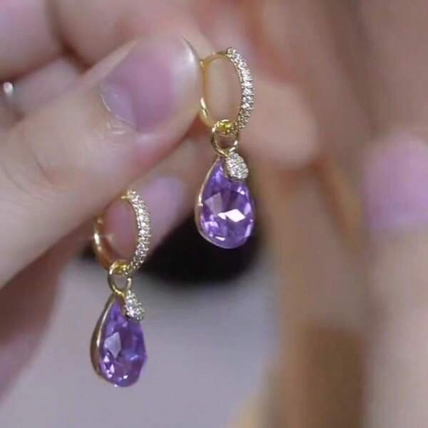 1 par de pendientes de aro con cuentas de cristal en forma de gota de agua púrpura, elegantes y versátiles pendientes llamativos para mujer, para uso diario