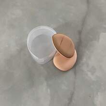 两件套迷你指套粉扑,配一个收纳盒。便携式粉色迷你指套海绵,可用于涂抹膏状遮瑕膏,是旅行、化妆、家居装饰、梳妆台、卧室、化妆配件、粉扑、美妆蛋、散粉扑、化妆海绵的理想之选。价格实惠,适合作为圣诞礼物、送给女性的礼物或圣诞礼物。 - 彩色 - 查看 15