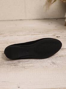 Fall/Winter Women's Fashion Simple Flats, Round Toe Slip-On Casual Shoes, Black Suitable For Work, Commuting, European Style, Flat Heel Pointed Toe Shoes, Maternity & Plus Size - Black - View 7