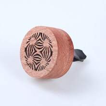 Portable Wooden Car Diffuser With Geometric Pattern - Mini Natural Wood Grain Essential Oil Diffuser, Convenient Air Vent Clip Installation, Eid Al-Fitr Auto Accessory Decoration
