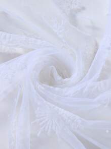 1 件圣诞桌旗，白色雪花设计薄纱面料，75 * 180 厘米矩形涤纶桌布，雪花装饰圣诞桌布，圣诞快乐桌旗，家居装饰，圣诞装饰，冬季桌面装饰，非常适合家庭厨房餐桌装饰，室内/室外装饰，圣诞装饰，圣诞礼物，