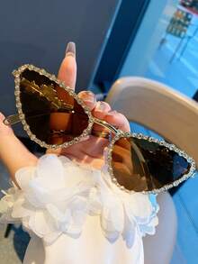 1 副金属猫眼时尚眼镜，带手工水晶星星，男女皆宜，Y2K 复古风格，适合婚礼、海滩派对、舞会、户外活动、音乐节猫眼形墨镜