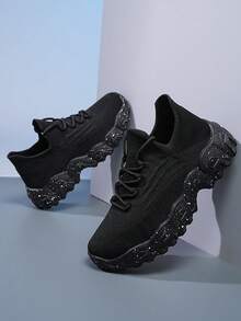 Men's Jet Black Wave Sole Sneakers - Dotted Non-Slip All-Day Comfort, Mesh Casual Shoes For Men - màu đen - Xem 4
