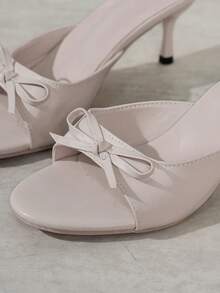 女士新款时尚优雅高跟凉鞋，甜美蝴蝶结装饰露趾设计，纯色厚底一脚蹬鞋，适合正式或休闲场合穿着