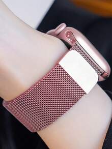 1条时尚米兰尼斯表带，粉色，男女通用，兼容 46mm 49mm 40mm 44mm 45mm 41mm 42mm 38mm Ultra 3/2/1，优质磁性不锈钢金属表带，可替换Series 11 10 9 8 SE 7 6 5 4 3 2 1的表带，无缝磁性表扣设计，可调节米兰尼斯网状表带，时尚智能手表表带，兼容表带 - 粉色 - 查看 3