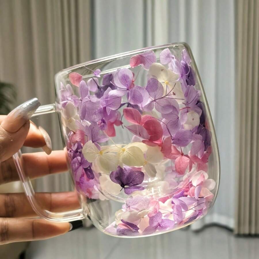1/2个 250毫升透明绣球花图案玻璃杯,带把手,可重复使用,适用于热饮、奶昔、卡布奇诺、冰咖啡、茶。保温隔热,独特的生日和节日礼物。 - 彩色 - 查看 1
