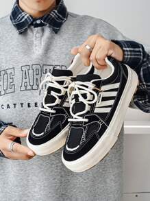 男士夏季滑板鞋，低帮系带休闲运动鞋，独特设计，适合青少年、学生、校园，百搭时尚，舒适的硫化橡胶鞋底，增高，男士滑板鞋，适合日常通勤和聚会