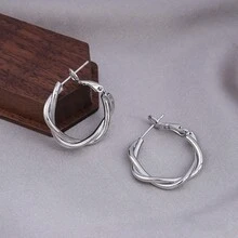 Fashionable Geometric Cable Hoop Earrings, Minimalist Versatile Personalized Statement Earrings For Women - Yellow Gold - View 1