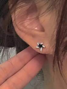 1对女士黑白十字星耳环，优雅少女耳环，适合生日派对、舞会、节日、新年礼物、圣诞节耳环