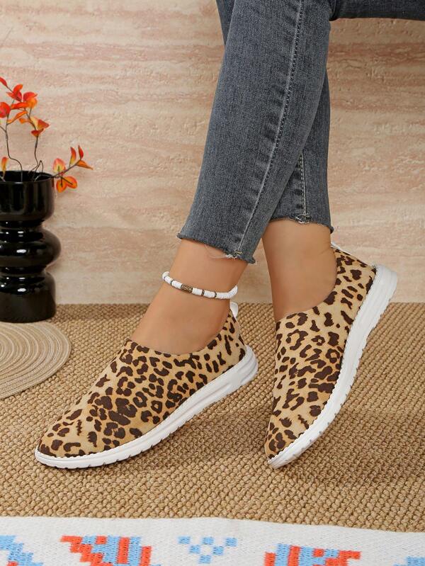 Women Flat Sole Shoes, Slip-On Comfortable Round Head, Leopard Print Pattern Outdoor, Suede For All Seasons Big Size, Casual Basic Style Fashion Sport Running Simple