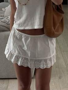 Women Y2K Eyelet Lace Floral Mini Skirt Low Rise Elastic Waist Summer Casual A Line Fairycore Short Skirts Underskirts - 白色 - 查看 2