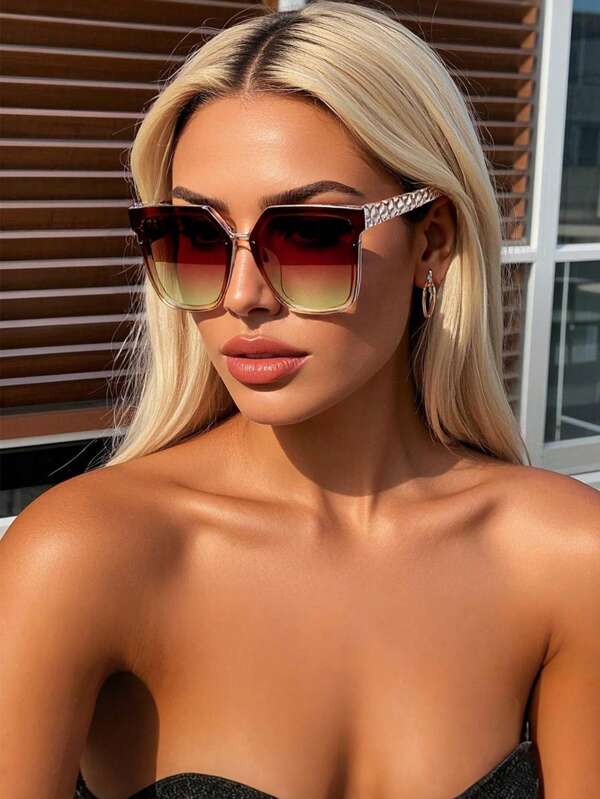 1pc Women Retro Square Large Frame Plastic Fashion Fashion Glasses, Suitable For Traveling, Beach, Leisure, And Daily Wear