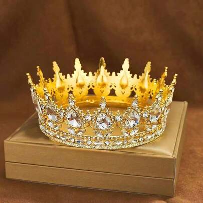 DUDU GOURMANT Queen Crown Rhinestone Wedding Crowns And Tiaras For Women Costume Party Hair Accessories Princess Birthday Crown Crystal Bridal Crown (Gold White Crown)MATERIAL - Made Of Alloy And Rhinestone. Alloy Is With Diamond Look And Hard Texture For Practicality And Aesthetics.