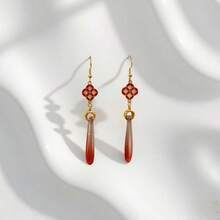 复古新中式风格吊坠耳环，长款垂坠设计，适合夏季派对假日日常佩戴