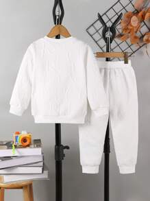 Set de 2 piezas para niños, chaqueta de manga larga con patrón de letra grande y estilo deportivo de tela jacquard y pantalones casuales ligeros, adecuado para uso diario o actividad al aire libre