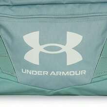 Under Armour 男女通用 UA Undeniable 5.0 Duffle XS 包，大容量运动包，户外旅行收纳包，斜挎包，型号 1369221-348 - 綠色 - 查看 3
