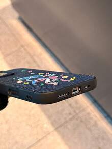 1件装创意简约蝴蝶结、草莓、椰子树、星星牛仔印花防摔手机壳，兼容 Xs/Xs Max/XR/11/12/13/14/14 Plus/15/15 Plus/16 Pro/16 Pro Max、S25 Ultra、OPPO、Redmi Note 14，防水防震防刮。 - 彩色 - 查看 5