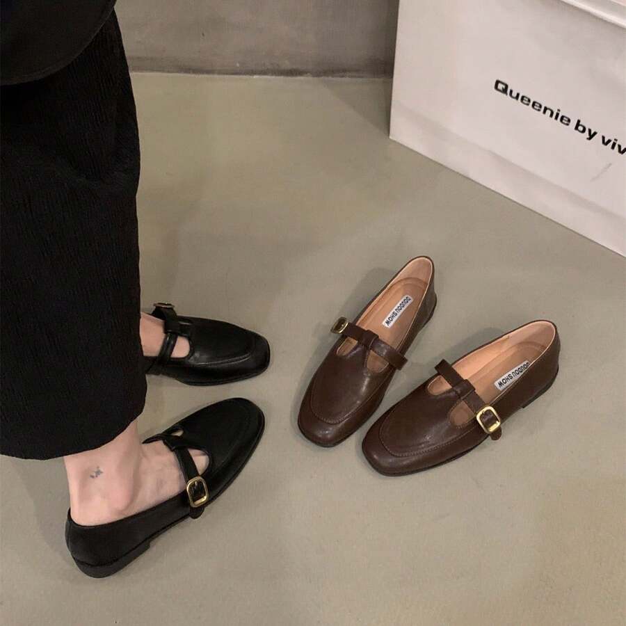 Women Flats - Black - View 1