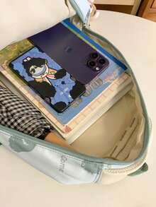 ¡Aquí llega la tormenta de ternura! Esta mochila impresa con dibujos animados súper adorable ofrece múltiples opciones de color, desbordando un encanto infantil. Con su diseño de espacio tridimensional, organiza fácilmente los libros de texto y los artículos varios, mientras que los lindos colgantes le dan un toque juguetón. La gran capacidad la hace perfecta para la vida en el campus y las salidas, combinando practicidad y atractivo visual: ¡un imprescindible para los estudiantes! - Mochila estampada - Ver 11