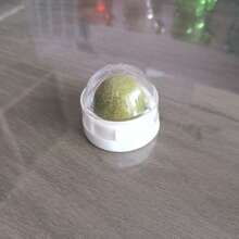 Nouvelle boule de menthe anti-perte auto-adhésive délicieuse à lécher pour chat, bâton à mâcher en forme de sucette, jouet pour chat, convient pour les vacances, la rentrée scolaire, Thanksgiving, Halloween
