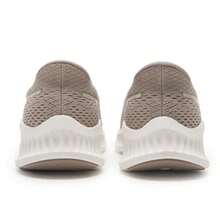 Skechers 休闲套脚运动鞋，轻便透气步行鞋，适合日常穿着和旅行，125644步计数，适合老年人 - 灰褐色 - 查看 6
