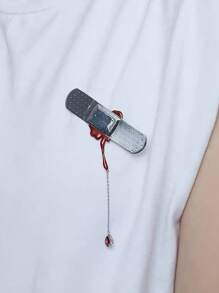 Creative Simulated Bandage Metal Tassel Brooch, Unisex Fashionable Hiphop Street Style Pins Apparel Accessory