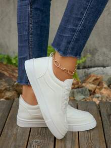 2025 New Women Plus Size Fashion Sneakers White Flat Casual Shoes, Student School Lace-Up Versatile Sports Shoes