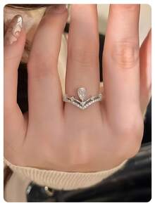 1 件精致不锈钢 V 形钻石公主皇冠戒指，时尚优雅的日常佩戴 - 水滴V形戒指 - 查看 5