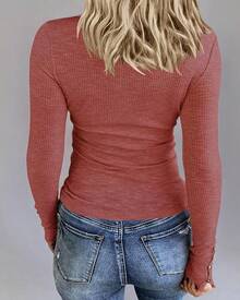 Women's Long Sleeve Henley Shirts Button Down Tops Scoop Neck Ribbed Knit Shirts - 紫紅色 - 查看 3
