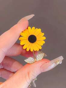 1 pièce Broche tournesol de mode haut de gamme, grande épingle en métal élégante, accessoire pour veste, décoration, accessoires de bureau, chemises, bijoux pour Noël et Halloween
