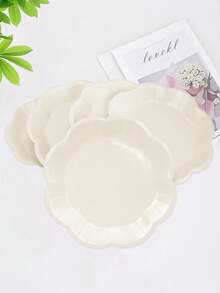 10pcs/20pcs/50pcs Ivory Scalloped Paper Plates Party Supplies Cream Paper Party Decorative Plates Table Decorations For Cake Dessert Dinner Babe Shower Wedding Birthday Party Supplies