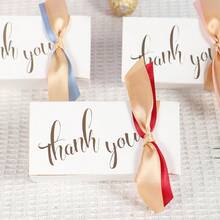 10 pièces Boîte de faveur de mariage imprimée "Thank You" avec nœud en ruban de satin coloré. Boîte cadeau en papier élégante avec estampage blanc et or pour douche de mariée, réception de mariage, fête d'anniversaire, cadeaux pour les invités et décorations de table - Boîte rectangulaire - Voir 5