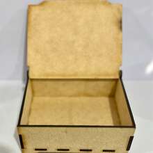 Caja pequeña de 12x10x5 cm realizada en MDF almacenamiento manualidades joyería recuerdos regalos práctica resistente ligera diseño elegante decoración portátil caja multiusos - Caqui - Ver 2