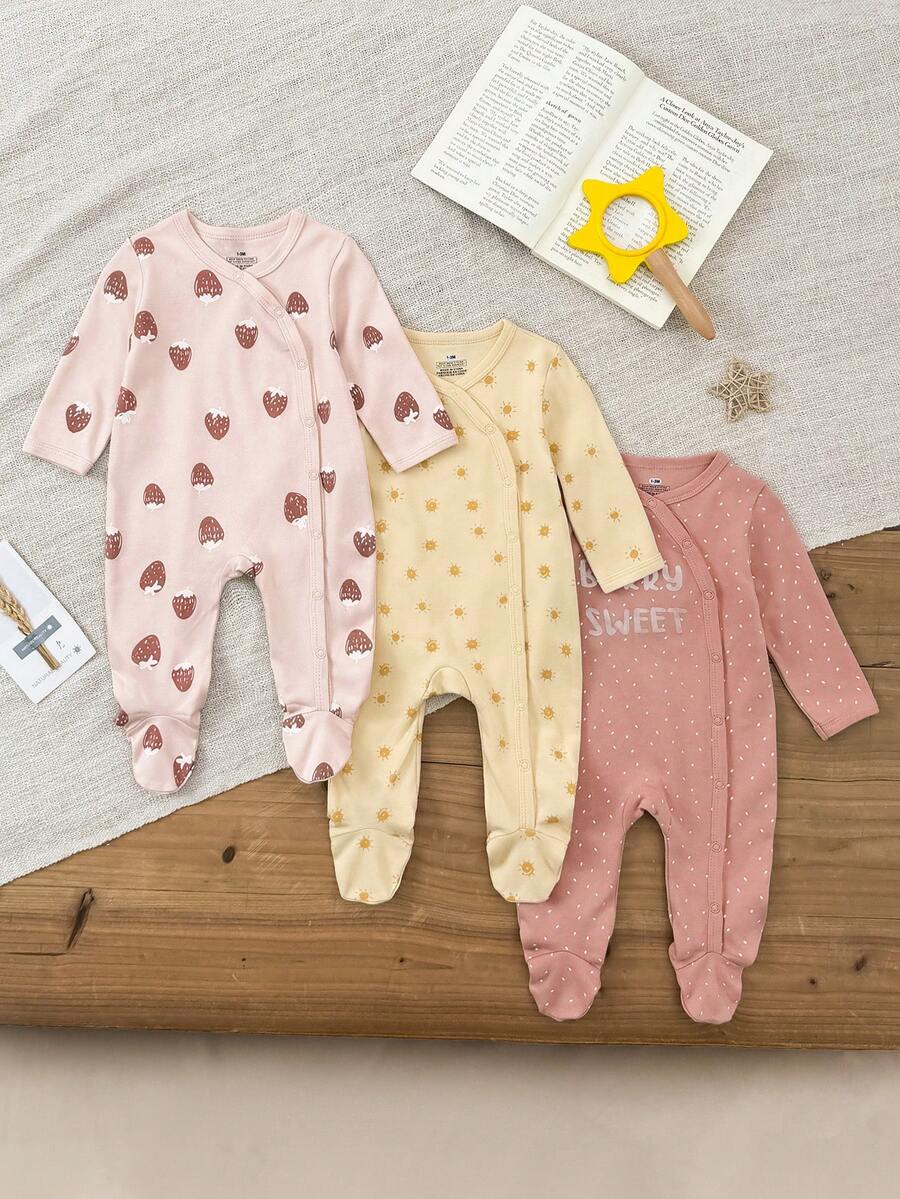 Bộ 3 quần áo liền thân dài tay in họa tiết dâu tây mềm mại cho bé gái từ 0-12 tháng tuổi, quần áo sơ sinh mùa thu đông - Nhiều màu - Xem 1