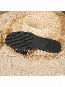 2024 Fashionably Vibrant Slides: Stylish Outdoor Sandals With Soft Non-Slip Soles And Dazzling Metallic Buckle. Fashion Wild Python Print, Personalized Stylish Slippers For Outdoor Wear