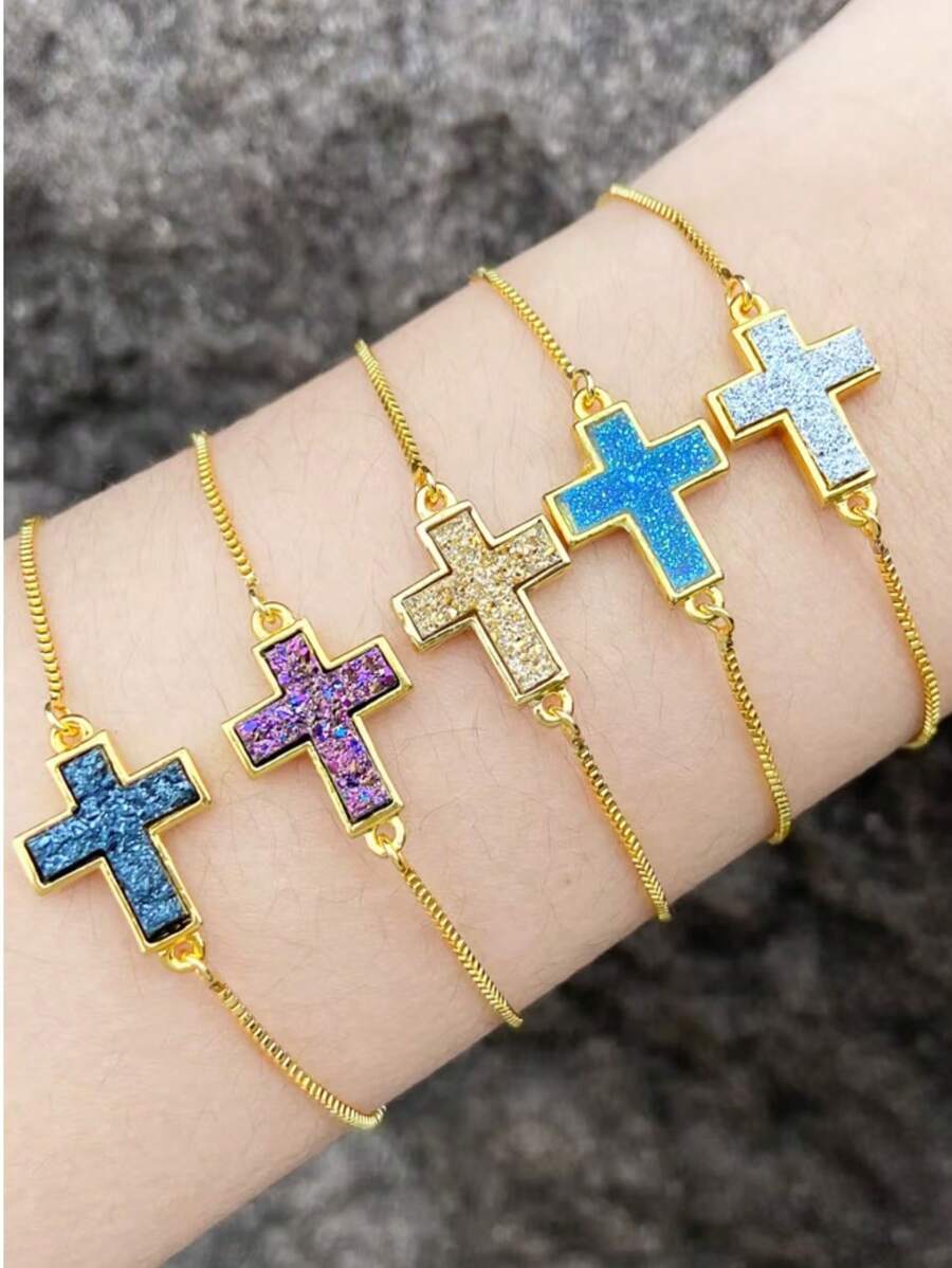A And Posh Zirconia Cross Pendant Bracelet. It's Great For Christians To Wear. You Can Wear It When Praying Or In Your Daily Life.