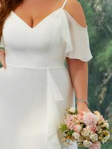 加大码雪纺开衩轻盈婚纱，正式长裙，适合晚礼服、新娘送礼会、单身派对、订婚、招待会、彩排