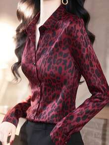 豹纹长袖女式衬衫，正面饰有纽扣，全豹纹图案 - 紅色 - 查看 7