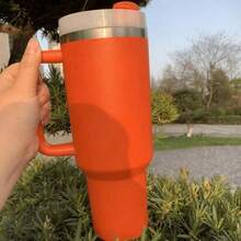 StanleyQuencher H2.0 Flat Cup With Handle And Straw 40 Oz / Position Lid / Cup Holder For Travel / Linsulated Stainless Steel Cup / No BPA / 2.0 - 橘色 - 查看 3