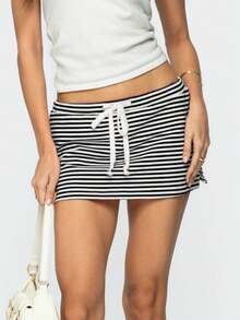 Women Y2k Mini Skirts Solid Color Low Rise Drawstring Skirts Elastic Waist Bow Front Short Skirt Stretchy Side Slit Pencil Skirts Summer Casual Streetwear - 黑與白 - 查看 3