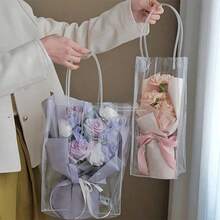 Set de 20 bolsas de regalo transparentes 20x20x8cm reutilizables e impermeables para cumpleaños festivales y regalos hechos a mano Christmas navidad navideño set bolsas regalo transparentes 20x20x8cm impermeables reutilizables cumpleaños festivales regalos hechos a mano presentación celebration trending gift bags packaging navideño - transparente - Ver 5