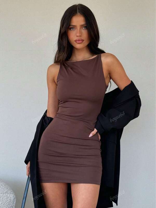 Vestido mini ajustado sin mangas de unicolor sexy para mujer, diseño sencillo para el verano
